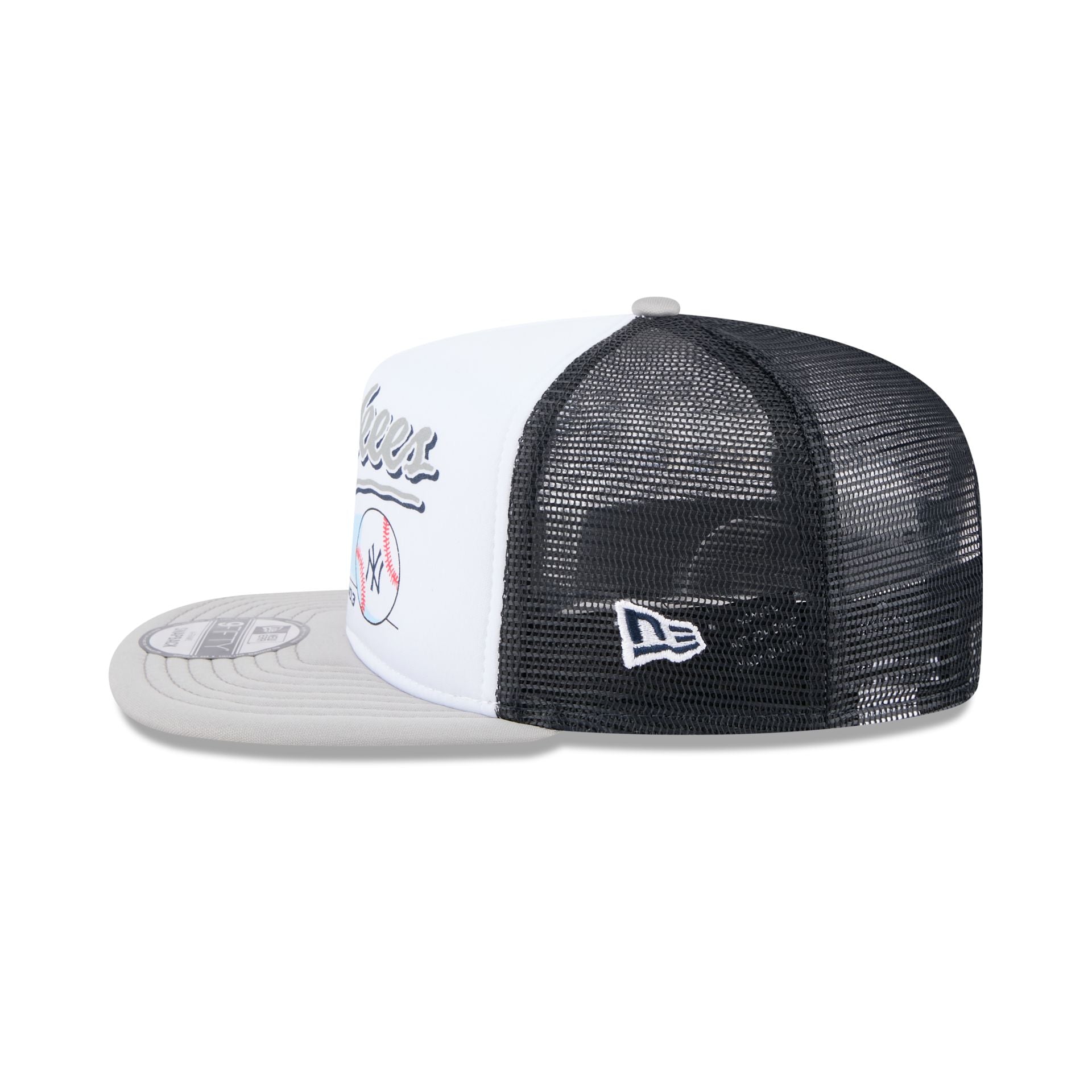 New York Yankees Retro Script 9FIFTY A-Frame Trucker Hat