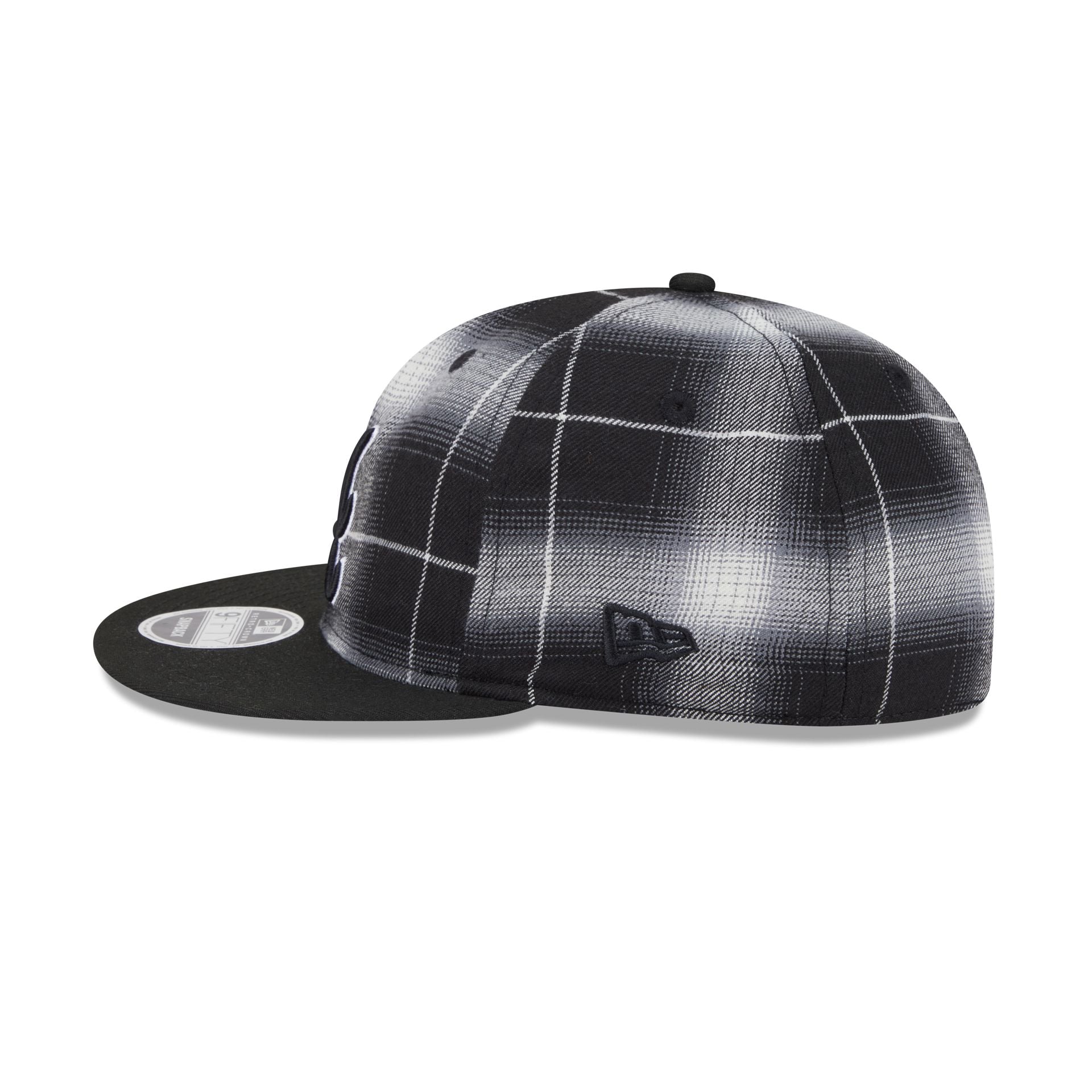 Atlanta Braves Black and White Plaid Retro Crown 9FIFTY Snapback Hat