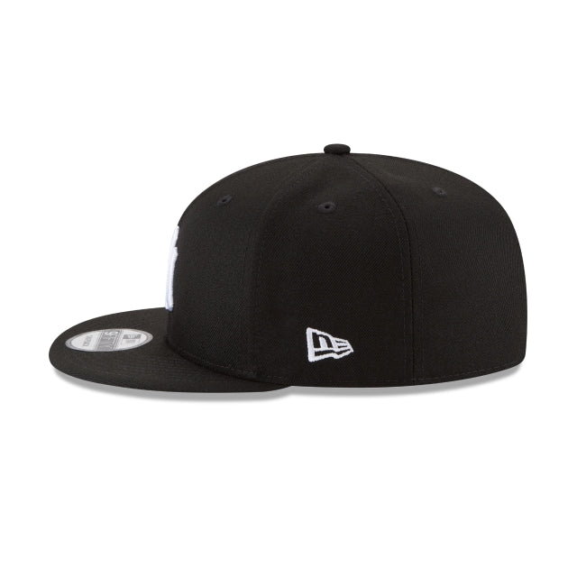 New York Yankees Basic Black and White 9FIFTY Snapback Hat