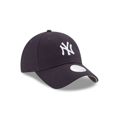 New York Yankees Waxed Canvas Women's 9TWENTY Adjustable Hat