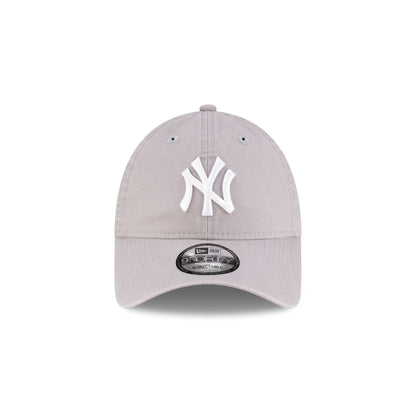 New York Yankees Gray Duck Canvas 9FORTY Adjustable Hat