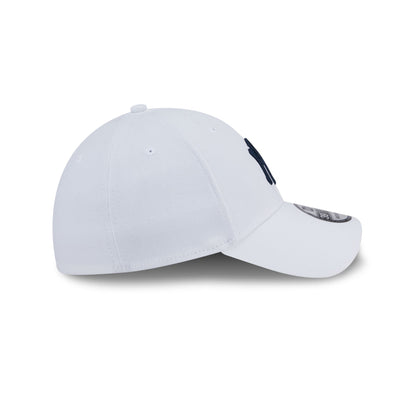 New York Yankees Optic White 39THIRTY Stretch Fit Hat