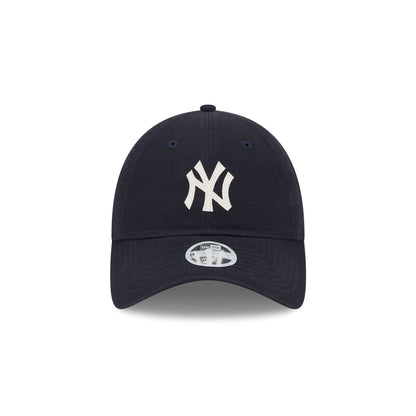 New York Yankees Glitter Logo Women's 9TWENTY Adjustable Hat