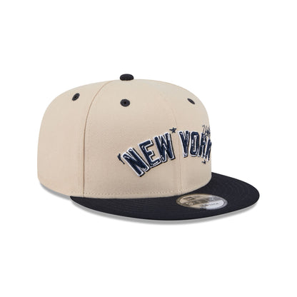 New York Yankees Team Art 9FIFTY Snapback Hat