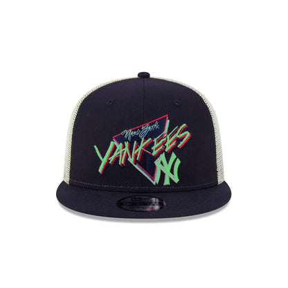 New York Yankees Glow-In-The-Dark 9FIFTY Trucker Hat