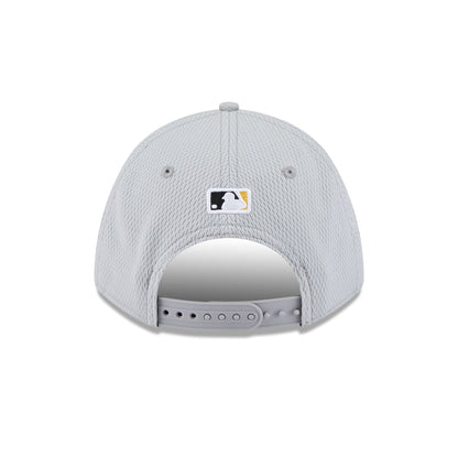 Pittsburgh Pirates 2025 Clubhouse Gray 9FORTY M-Crown Snapback Hat