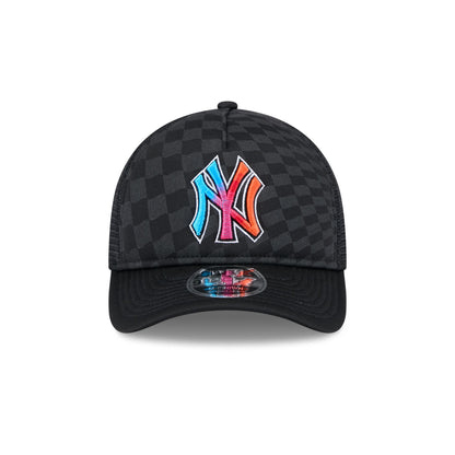 New York Yankees Gradient Raceway 9FORTY M-Crown A-Frame Trucker Hat