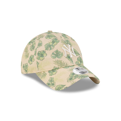 New York Yankees Tropical Cream Women's 9TWENTY Adjustable Hat
