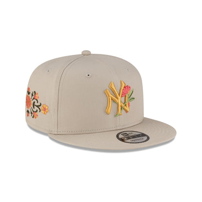 New York Yankees Floral Ivory 9FIFTY Snapback Hat