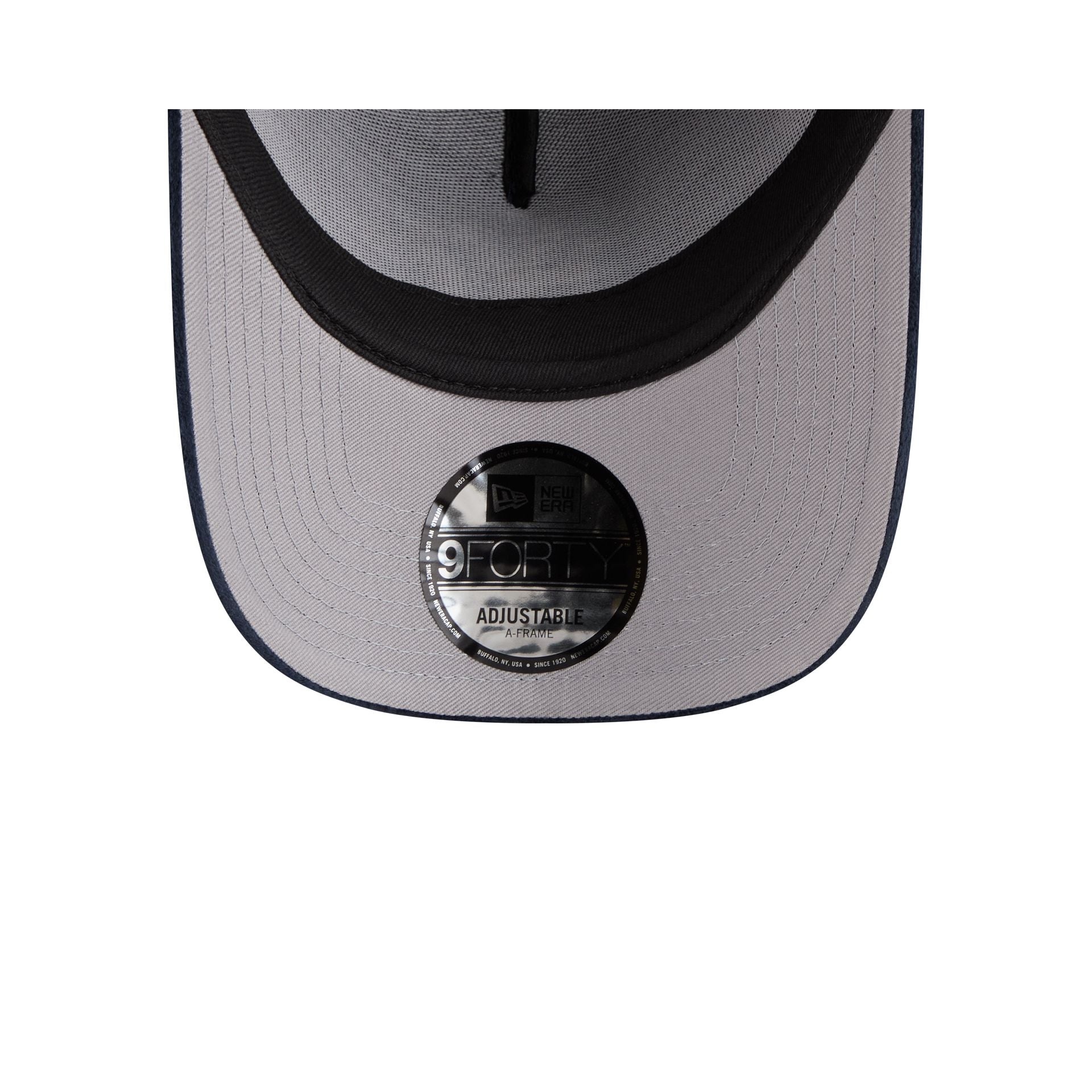 New York Yankees Velour 9FORTY A-Frame Snapback Hat