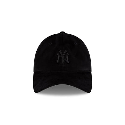 New York Yankees Black Velour 9TWENTY Adjustable Hat