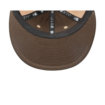 New York Yankees Gothic Script Retro Crown 9FIFTY Snapback Hat